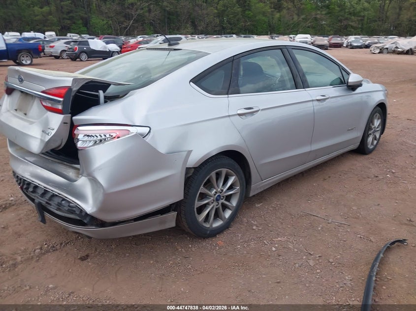2017 Ford Fusion VIN 3FA6P0LU4HR336742 IAAI salvage auction — REAR END, Wait Title, sold $750 on 2026-07-25 (photo 4)
