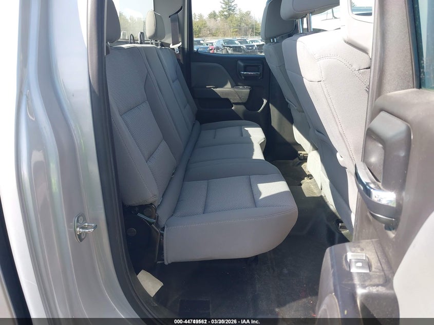 2017 Chevrolet Silverado VIN 1GCVKNEH9HZ334935 IAAI salvage auction — NORMAL WEAR, Sf97 (New Hampshire), sold $4,150 on 2026-07-31 (photo 8)