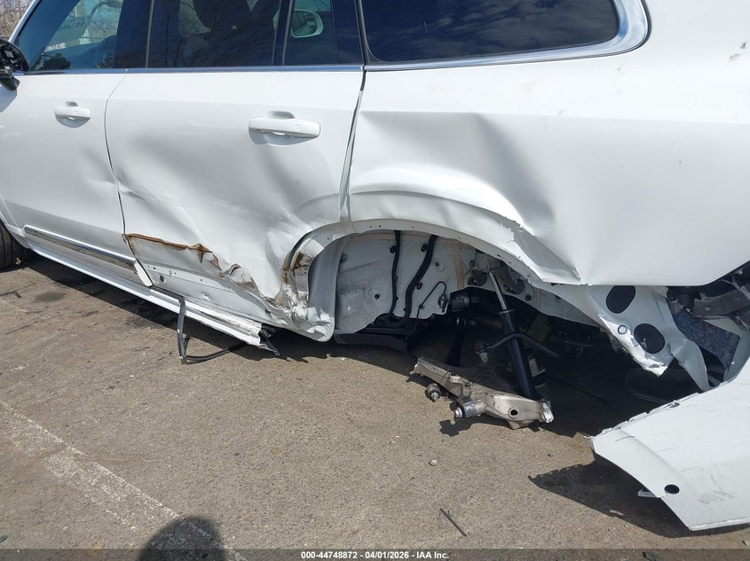 2026 Volvo Xc90 VIN YV4062PEXT1489417 IAAI salvage auction — LEFT REAR, Salvage (New Jersey), sold $26,000 on 2026-07-13 (photo 6)