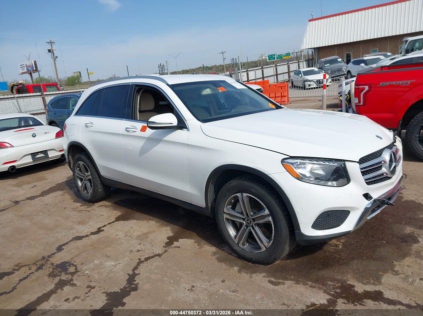 2019 Mercedes-benz Glc VIN WDC0G4JB9KV124738 IAAI salvage auction — LEFT FRONT, Clear (Oklahoma), sold $4,750 on 2026-08-01 (photo 1)