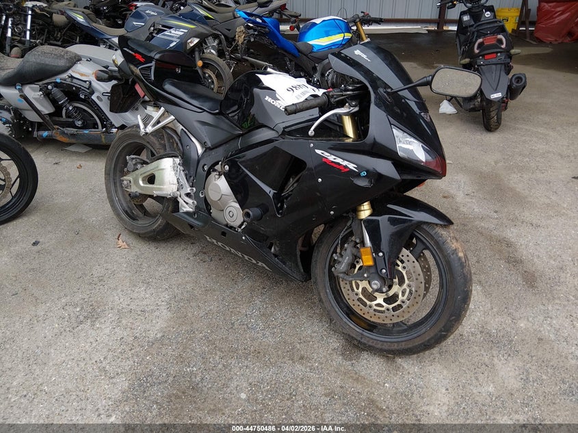 2005 Honda Cbr VIN JH2PC37085M205540 IAAI salvage auction — THEFT, Salvage (Florida), sold $1,300 on 2026-07-08 (photo 1)