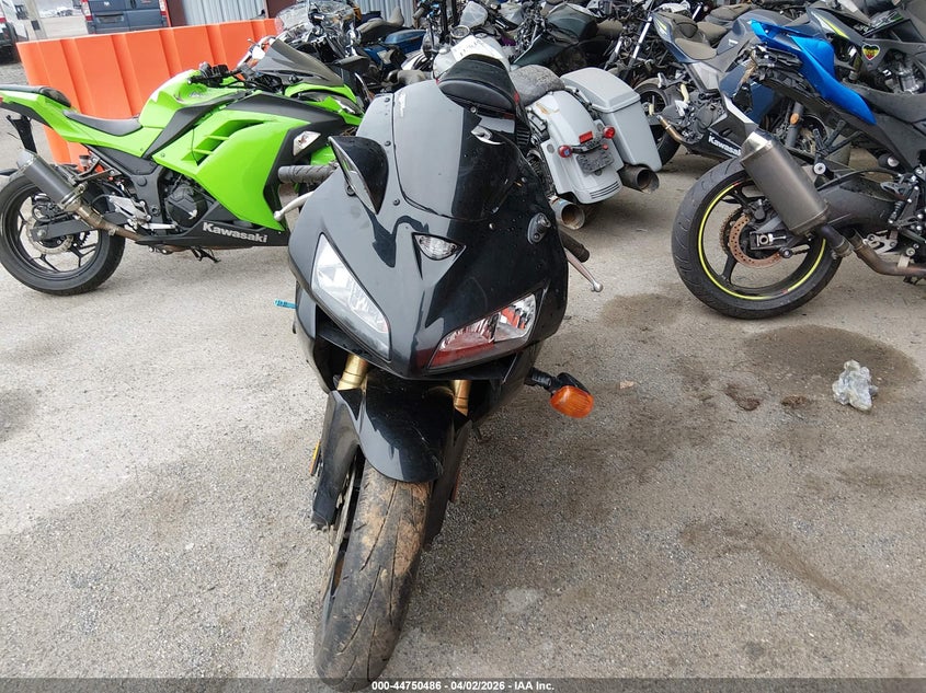 2005 Honda Cbr VIN JH2PC37085M205540 IAAI salvage auction — THEFT, Salvage (Florida), sold $1,300 on 2026-07-08 (photo 5)