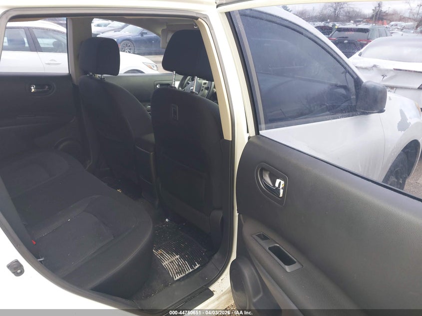 2014 Nissan Rogue VIN JN8AS5MT5EW621694 IAAI salvage auction — REAR END, Wait Title, sold $25 on 2026-07-28 (photo 8)