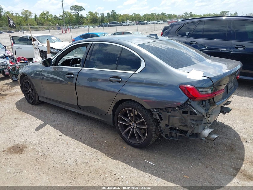 2022 BMW 3er VIN 3MW5R1J0XN8C32096 IAAI salvage auction — REAR END, Original (Texas), sold $9,600 on 2026-07-30 (photo 3)