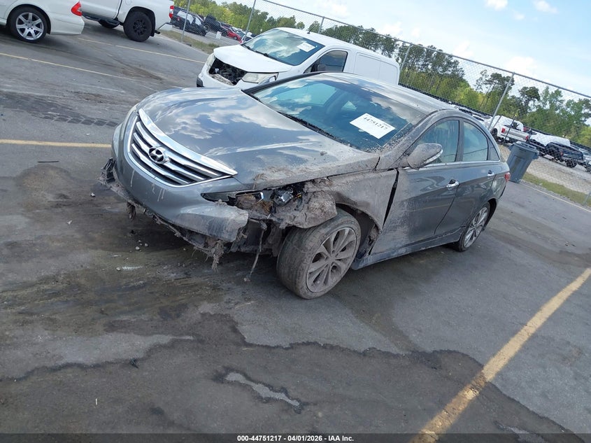 2014 Hyundai Sonata VIN 5NPEC4AC5EH882029 IAAI salvage auction — FRONT END, Wait Title, sold $850 on 2026-07-08 (photo 2)