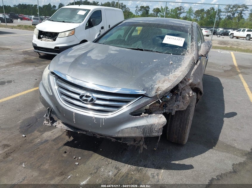 2014 Hyundai Sonata VIN 5NPEC4AC5EH882029 IAAI salvage auction — FRONT END, Wait Title, sold $850 on 2026-07-08 (photo 6)