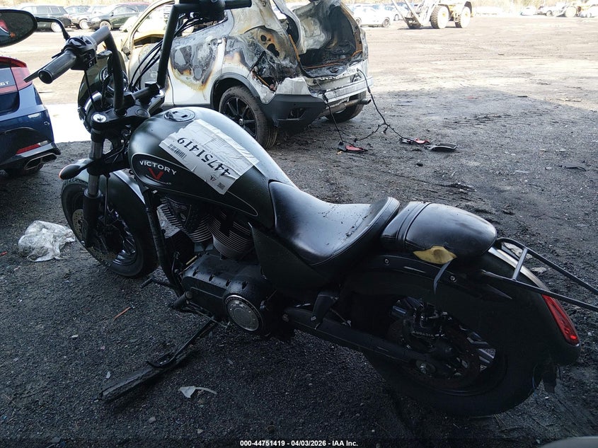 2017 Victory Gunner VIN 5VPCGBAB3H3058412 IAAI salvage auction — LEFT & RIGHT, Wait Title, sold $1,450 on 2026-07-07 (photo 3)