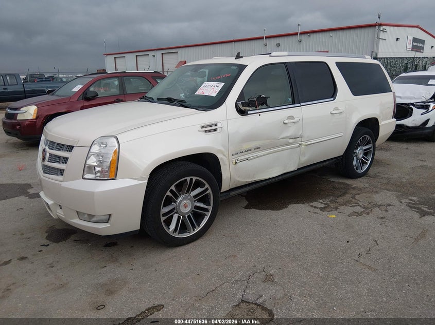 2013 Cadillac Escalade VIN 1GYS4JEF2DR297347 IAAI salvage auction — SIDE, Wait Title, sold $1,550 on 2026-07-09 (photo 2)