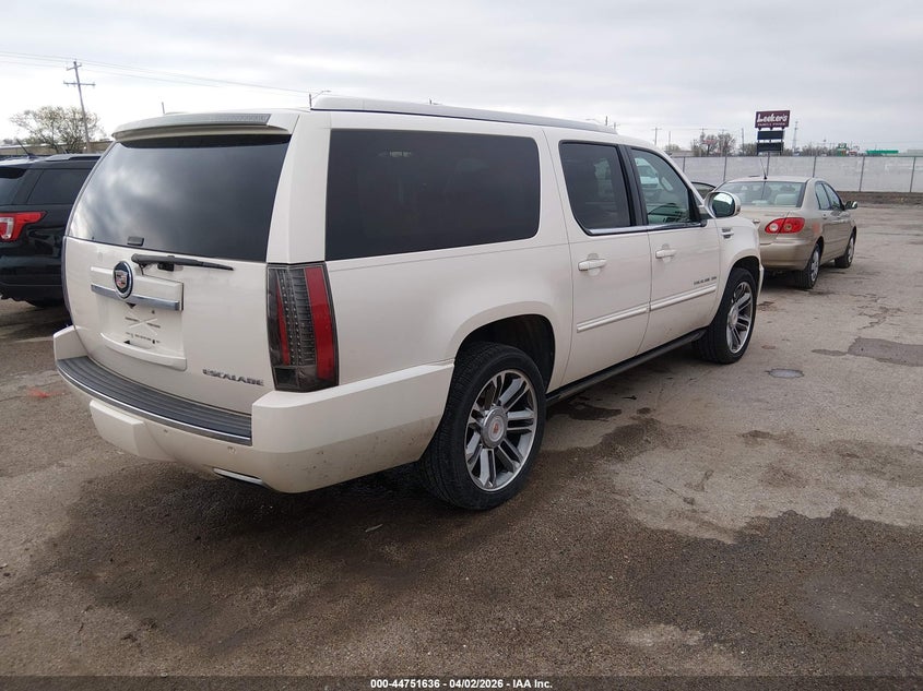 2013 Cadillac Escalade VIN 1GYS4JEF2DR297347 IAAI salvage auction — SIDE, Wait Title, sold $1,550 on 2026-07-09 (photo 4)