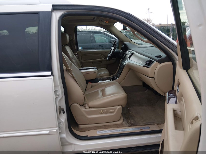 2013 Cadillac Escalade VIN 1GYS4JEF2DR297347 IAAI salvage auction — SIDE, Wait Title, sold $1,550 on 2026-07-09 (photo 5)