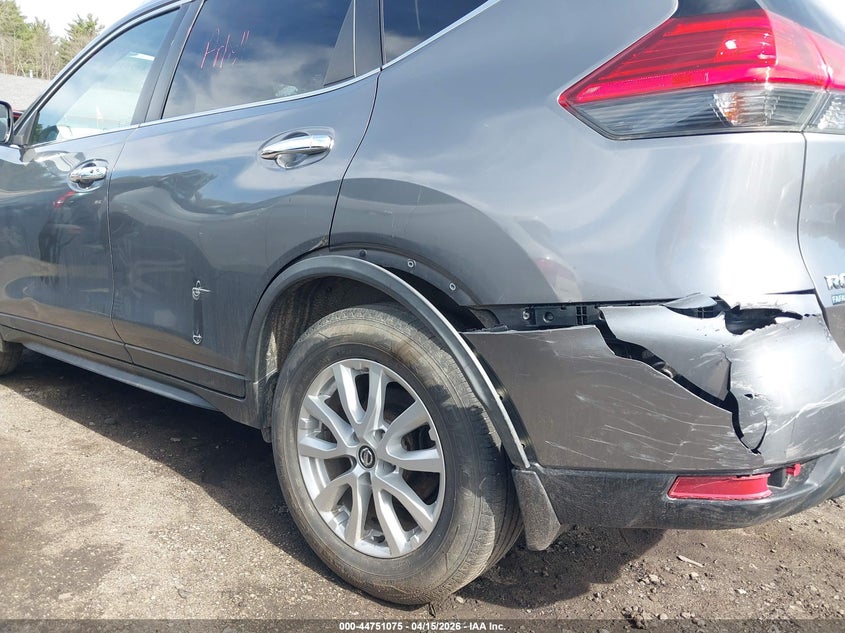 2017 Nissan Rogue VIN JN8AT2MV4HW277776 IAAI salvage auction — REAR END, Wait Title, sold $2,000 on 2026-07-17 (photo 6)
