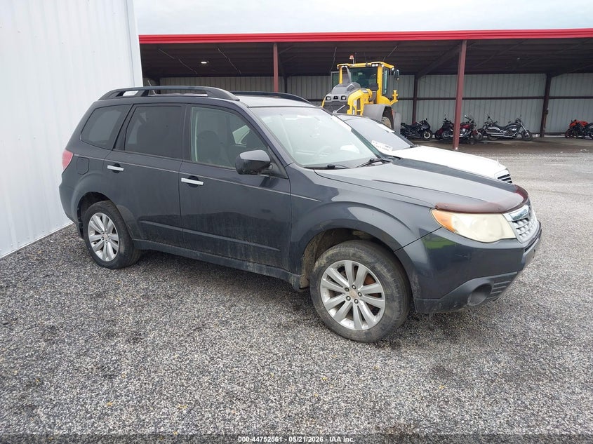 2011 Subaru Forester VIN JF2SHADC5BH729242 IAAI salvage auction — NORMAL WEAR, Clear (Delaware), sold $475 on 2026-07-06 (photo 1)