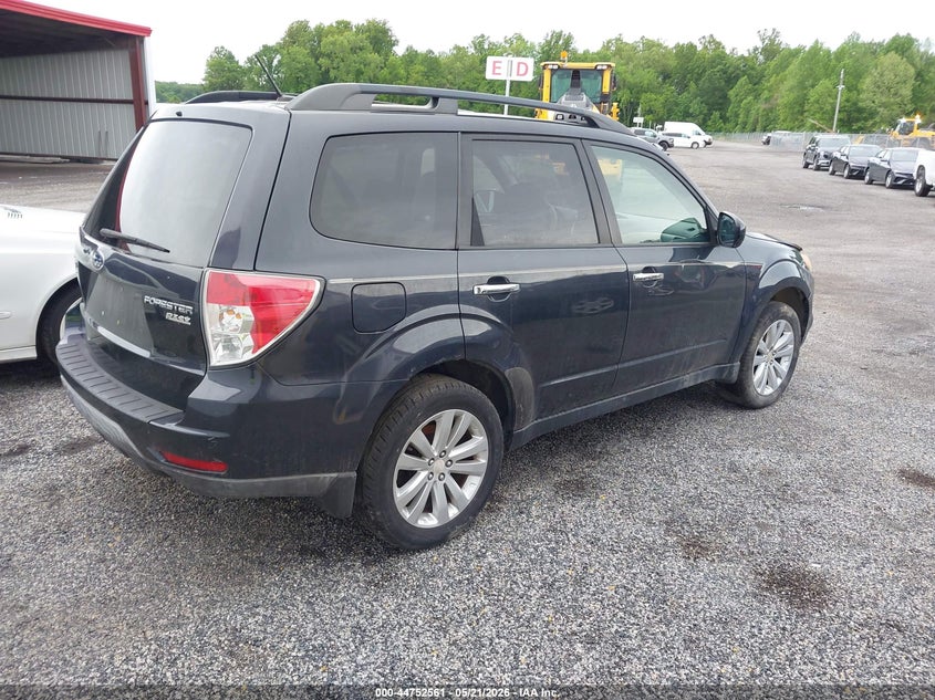 2011 Subaru Forester VIN JF2SHADC5BH729242 IAAI salvage auction — NORMAL WEAR, Clear (Delaware), sold $475 on 2026-07-06 (photo 4)
