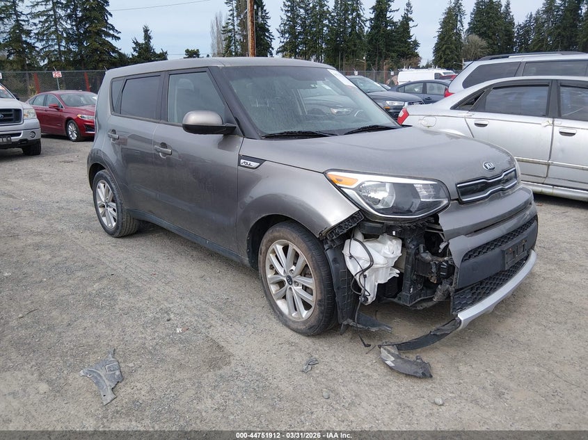 2018 Kia Soul VIN KNDJP3A58J7576259 IAAI salvage auction — RIGHT FRONT, Wait Title, sold $725 on 2026-07-08 (photo 1)