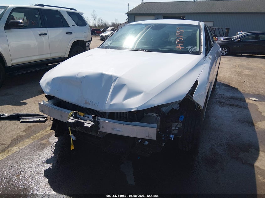 2022 Kia K5 VIN 5XXG14J29NG163125 IAAI salvage auction — FRONT END, Salvage Title, sold $3,000 on 2026-07-19 (photo 6)