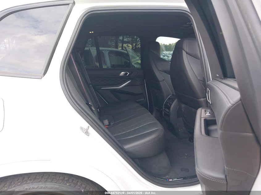 2022 BMW X5 m VIN 5YMJU0C05N9N31421 IAAI salvage auction — RIGHT FRONT, Wait Title, sold $41,600 on 2026-07-14 (photo 8)