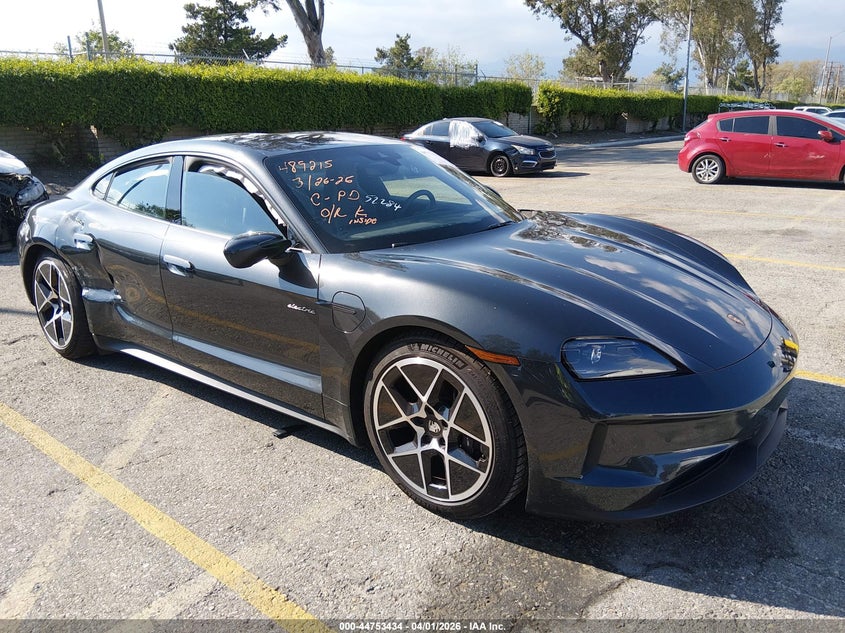 2025 Porsche Taycan VIN WP0AA2Y16SSA12271 IAAI salvage auction — RIGHT SIDE, Wait Title, sold $10,100 on 2026-07-21 (photo 1)