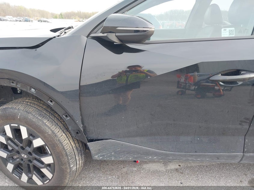 2025 Hyundai Santa cruz VIN 5NTJCDDE2SH127199 IAAI salvage auction — FRONT END, Wait Title, sold $9,300 on 2026-07-16 (photo 6)