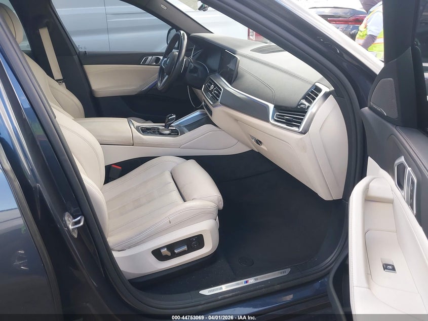 2021 BMW X6 VIN 5UXCY4C02M9D74606 IAAI salvage auction — LEFT REAR, Wait Title, sold $29,850 on 2026-07-08 (photo 5)