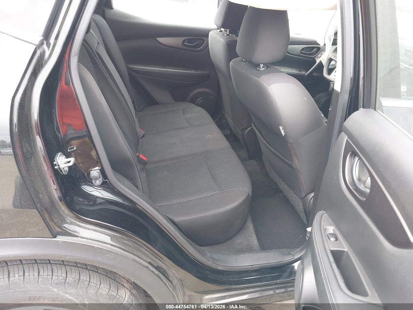 2019 Nissan Rogue VIN JN1BJ1CR6KW624989 IAAI salvage auction — RIGHT FRONT, Salvage Title, sold $1,100 on 2026-07-24 (photo 8)