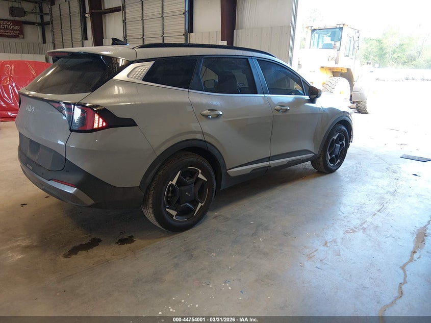 2026 Kia Sportage VIN 5XYK33DFXTG379166 IAAI salvage auction — FRONT END, Original (Texas), sold $12,750 on 2026-07-06 (photo 4)