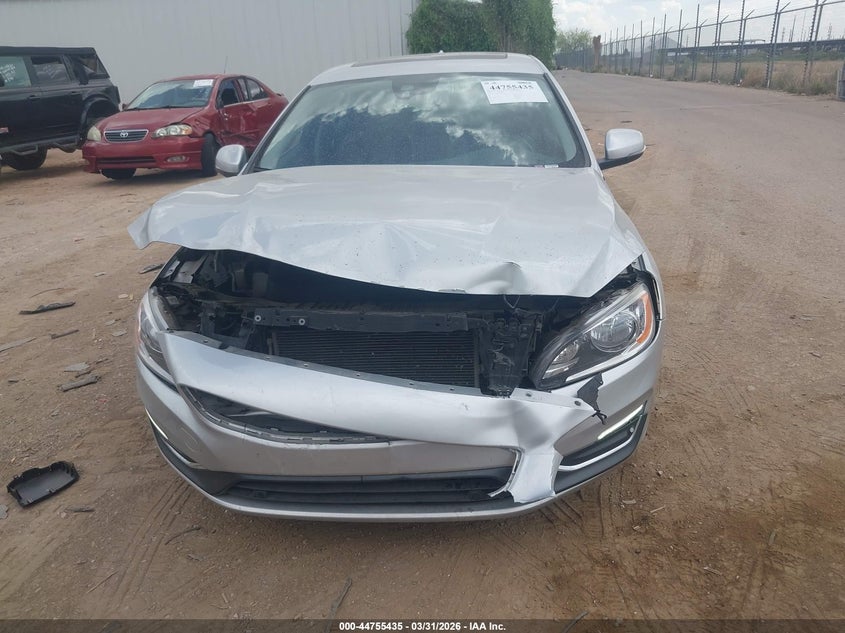 2018 Volvo VIN LYV402HK4JB166965 IAAI salvage auction — FRONT END, Wait Title, sold $1,150 on 2026-07-09 (photo 6)