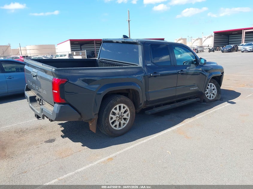 2024 Toyota Tacoma VIN 3TMKB5FN3RM021860 IAAI salvage auction — RIGHT FRONT, Wait Title, sold $13,100 on 2026-08-25 (photo 4)