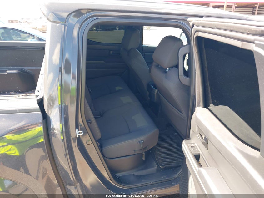 2024 Toyota Tacoma VIN 3TMKB5FN3RM021860 IAAI salvage auction — RIGHT FRONT, Wait Title, sold $13,100 on 2026-08-25 (photo 8)