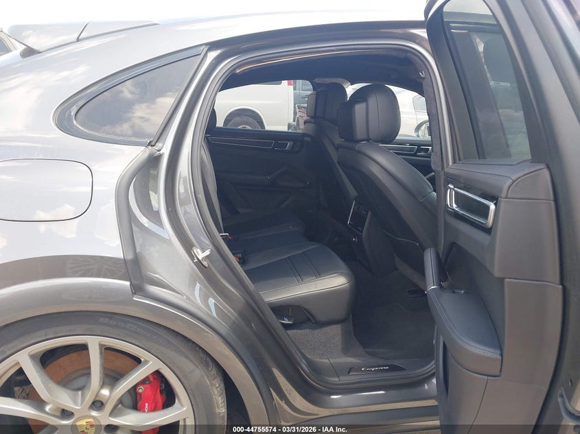 2023 Porsche Cayenne coupe VIN WP1BG2AY5PDA33226 IAAI salvage auction — Front & Rear, Certificate Of Destruction (Florida), sold $30,000 on 2026-04-28 (photo 8)