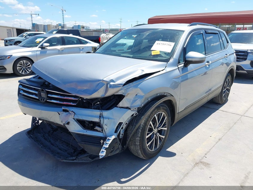 2021 Volkswagen Tiguan VIN 3VV1B7AX3MM028270 IAAI salvage auction — FRONT END, Salvage Title, sold $2,300 on 2026-08-24 (photo 2)