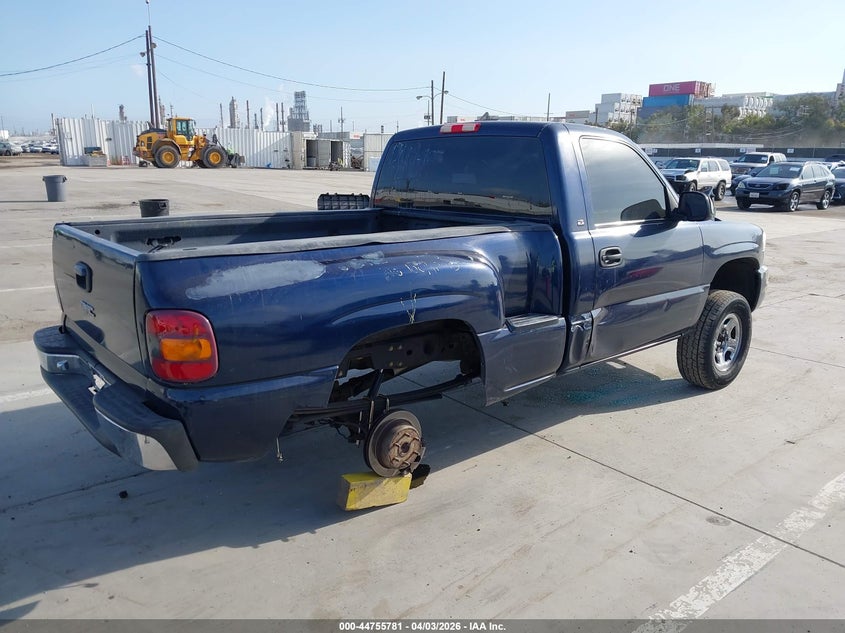 2000 Gmc SIERRA VIN 1GTEC14V9YZ290416 IAAI salvage auction — THEFT, Salvage (California), sold $750 on 2026-07-09 (photo 4)