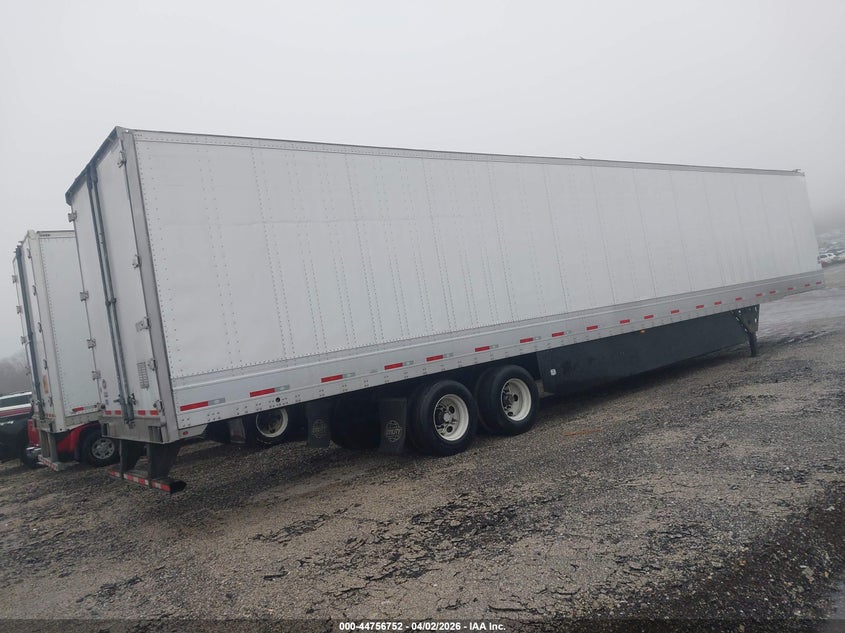2023 Utility trailer mfg Semi trailer VIN 1UYVS2539P7951105 IAAI salvage auction — REAR END, Salvage (Illinois), sold $10,400 on 2026-08-17 (photo 4)