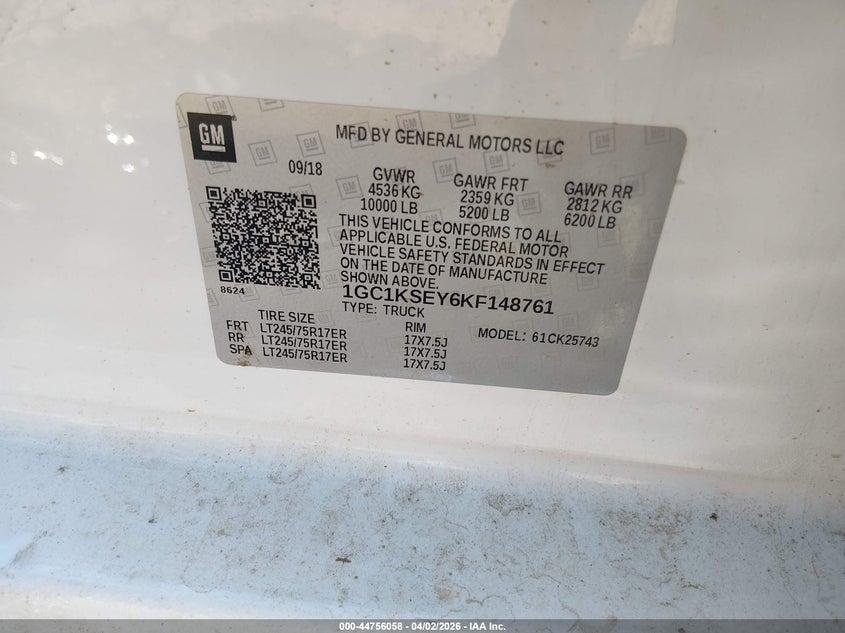 2019 Chevrolet Silverado VIN 1GC1KSEY6KF148761 IAAI salvage auction — SIDE, Salvage Title, sold $8,650 on 2026-09-09 (photo 9)