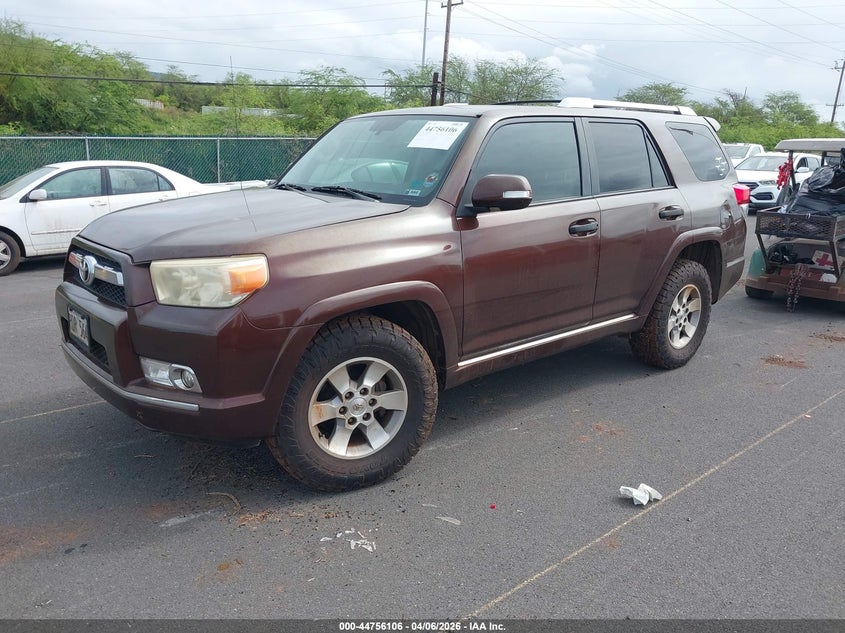 2010 Toyota 4runner VIN JTEZU5JRXA5007205 IAAI salvage auction — WATER/FLOOD, Salvage (Hawaii), sold $1,800 on 2026-07-28 (photo 2)