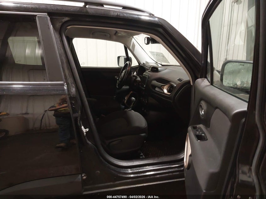 2017 Jeep Renegade VIN ZACCJBBB2HPG24750 IAAI salvage auction — FRONT END, Wait Title, sold $1,200 on 2026-07-07 (photo 5)