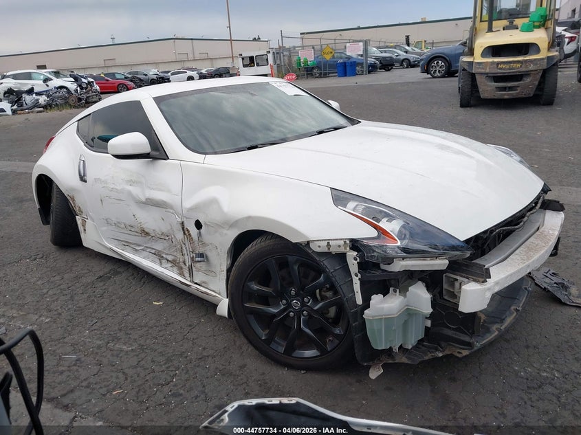 2018 Nissan 370z VIN JN1AZ4EH3JM572712 IAAI salvage auction — SIDE, Wait Title, sold $3,500 on 2026-07-12 (photo 1)