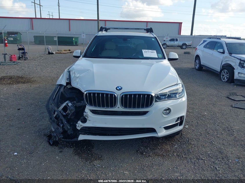 2018 BMW X5 VIN 5UXKR2C57J0Z15574 IAAI salvage auction — RIGHT FRONT, Wait Title, sold $3,850 on 2026-07-22 (photo 8)