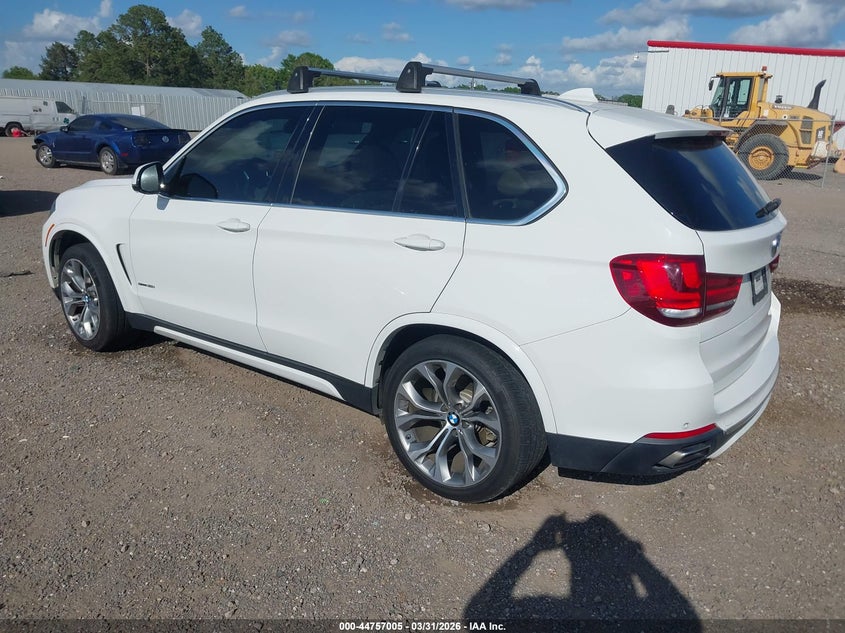 2018 BMW X5 VIN 5UXKR2C57J0Z15574 IAAI salvage auction — RIGHT FRONT, Wait Title, sold $3,850 on 2026-07-22 (photo 3)