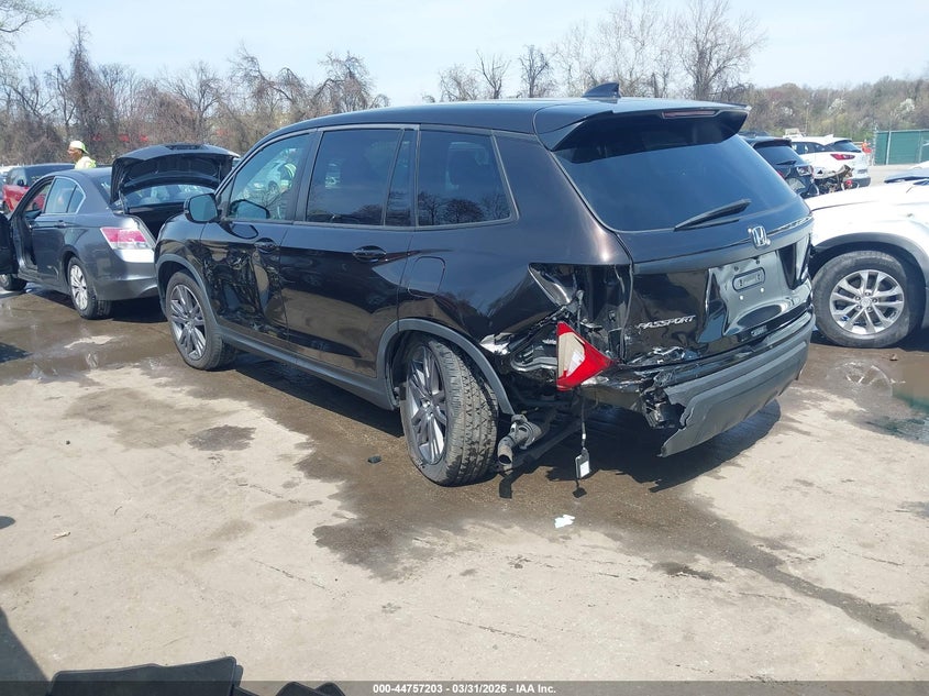 2020 Honda Passport VIN 5FNYF8H51LB012194 IAAI salvage auction — LEFT SIDE, Wait Title, sold $7,050 on 2026-07-30 (photo 3)
