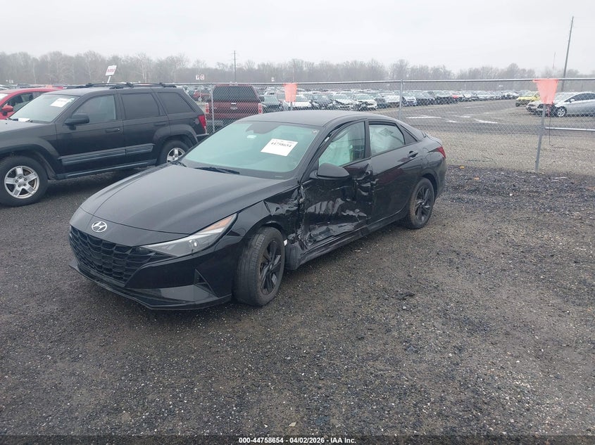 2023 Hyundai Elantra VIN KMHLM4AG0PU571118 IAAI salvage auction — LEFT SIDE, Wait Title, sold $4,500 on 2026-07-27 (photo 2)