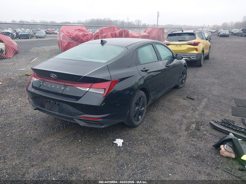 2023 Hyundai Elantra VIN KMHLM4AG0PU571118 IAAI salvage auction — LEFT SIDE, Wait Title, sold $4,500 on 2026-07-27 (photo 4)