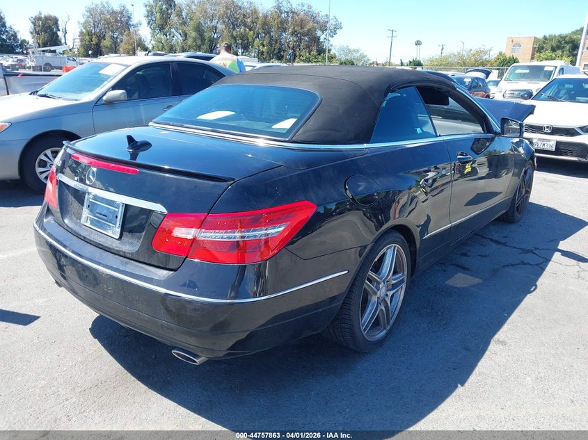 2013 Mercedes-benz E-klasse VIN WDDKK5KF4DF183607 IAAI salvage auction — FRONT END, Wait Title, sold $1,050 on 2026-08-06 (photo 4)