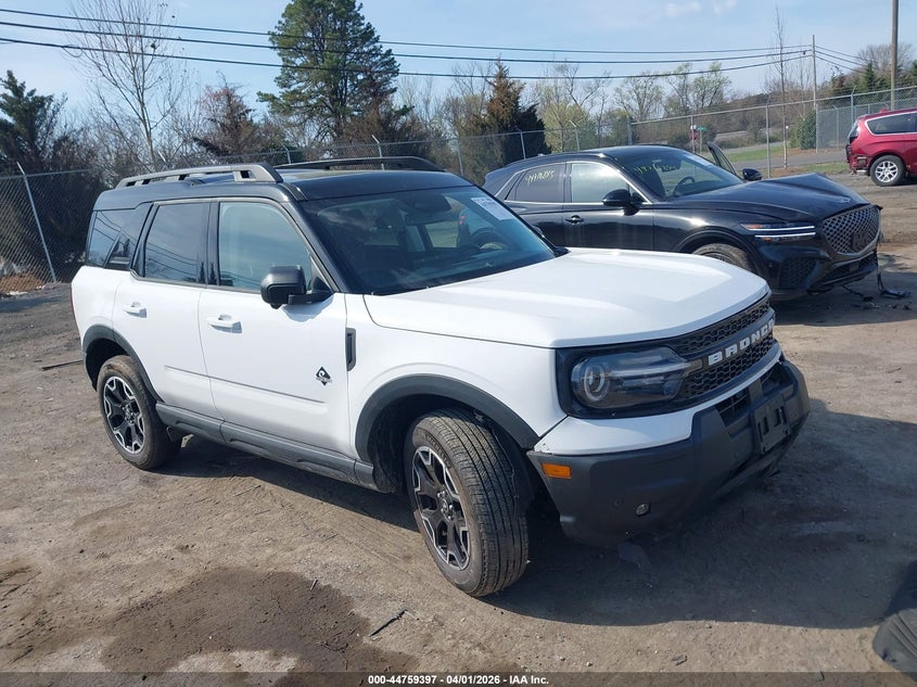 2025 Ford Bronco sport VIN 3FMCR9CN0SRE02971 IAAI salvage auction — FRONT END, Clear (Virginia), sold $8,200 on 2026-07-28 (photo 1)