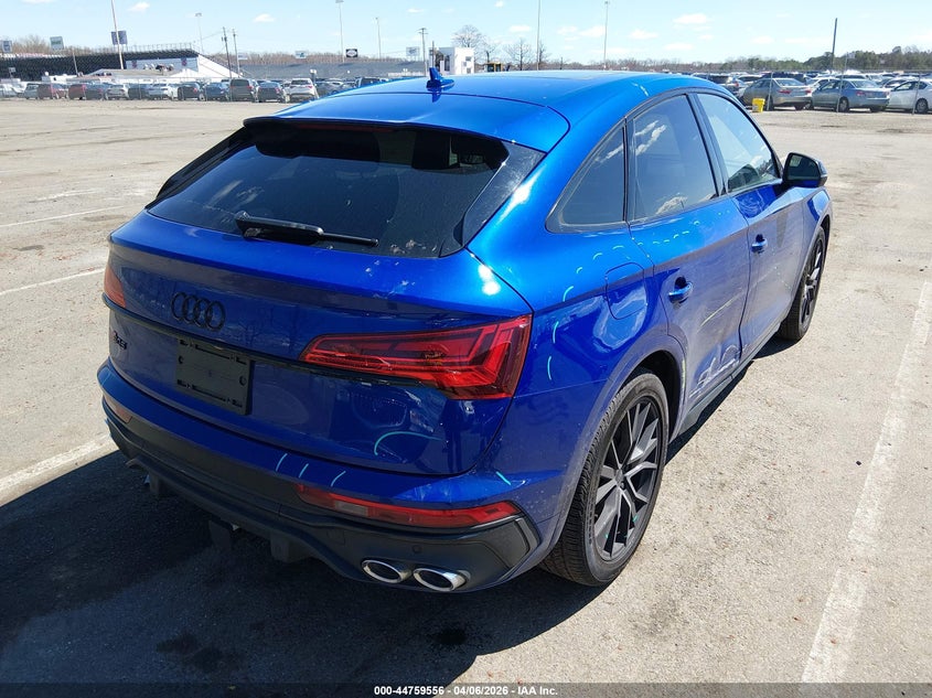 2022 Audi Sq5 sportback VIN WA124AFY4N2044752 IAAI salvage auction — THEFT, Salvage Title, sold $16,200 on 2026-08-09 (photo 4)