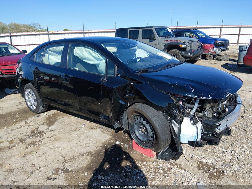 2026 Toyota Corolla VIN JTDBCMFE3T3112899 IAAI salvage auction — ROLLOVER, Salvage Title, sold $3,250 on 2026-07-30 (photo 1)