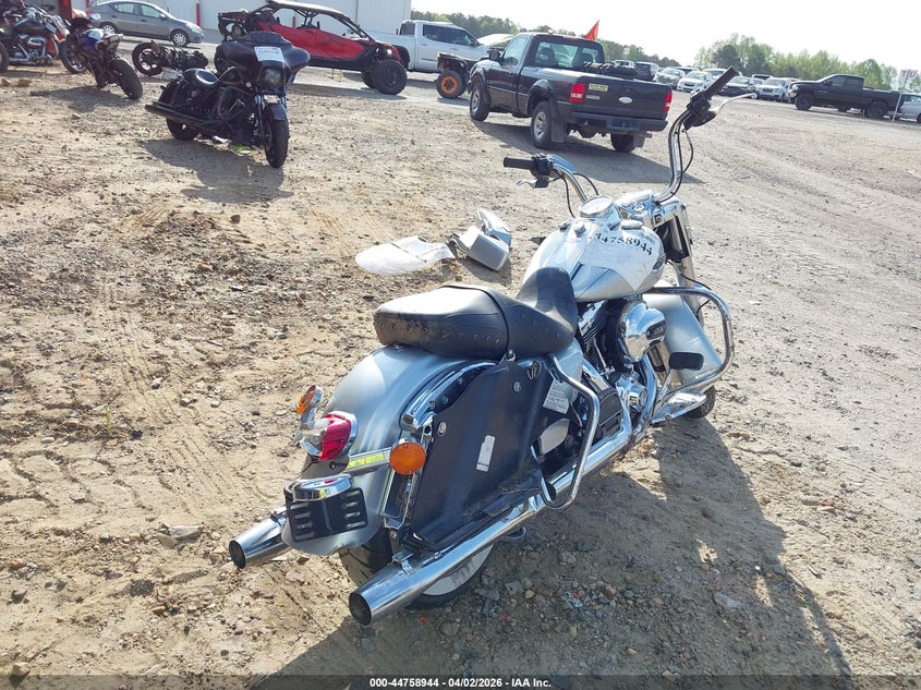 2014 Harley-davidson Road king VIN 1HD1FBM17EB672018 IAAI salvage auction — FRONT & REAR, Wait Title, sold $3,750 on 2026-07-07 (photo 4)