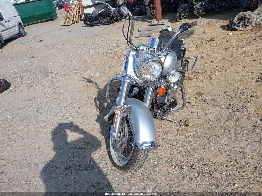 2014 Harley-davidson Road king VIN 1HD1FBM17EB672018 IAAI salvage auction — FRONT & REAR, Wait Title, sold $3,750 on 2026-07-07 (photo 5)