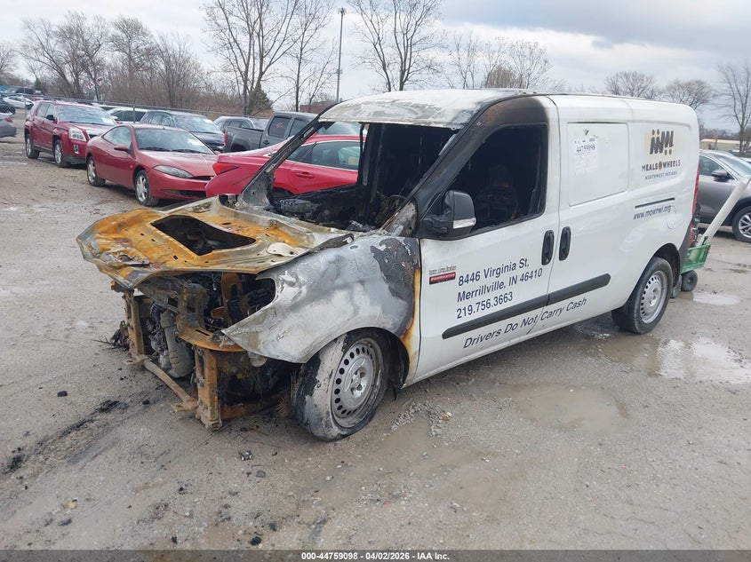 2019 Ram Promaster city VIN ZFBHRFAB0K6N78338 IAAI salvage auction — ENGINE BURN, Salvage (Illinois), sold $375 on 2026-07-14 (photo 2)