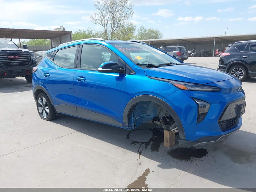 2022 Chevrolet Bolt euv VIN 1G1FY6S06N4124723 IAAI salvage auction — RIGHT FRONT, Original (Texas), sold $7,400 on 2026-07-08 (photo 6)