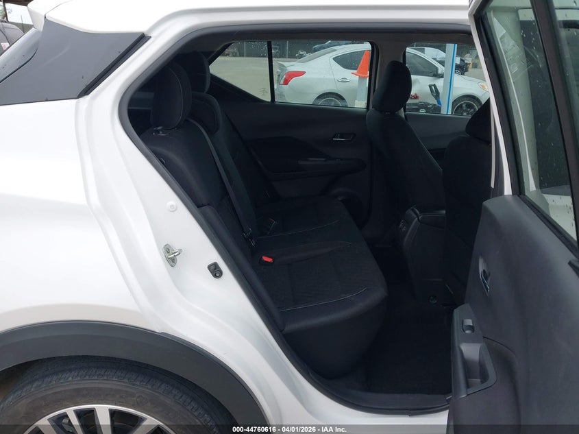 2021 Nissan Kicks VIN 3N1CP5CV7ML508670 IAAI salvage auction — FRONT END, Wait Title, sold $2,350 on 2026-07-19 (photo 8)